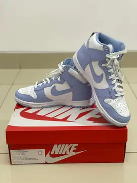 Dijual Sepatu Sneakers Ori Nike ( Like New )
