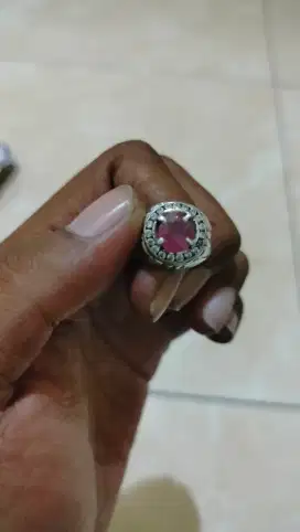 Cincin Perak Rubi