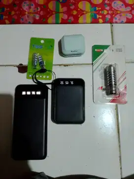 Jual 2 Power bank , Headset & Lampu Variasi