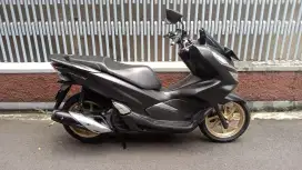 JUAL CEPAT HONDA PCX 150 CBS Tahun 2020, SUPER MULUSSS.. FULL ORI..