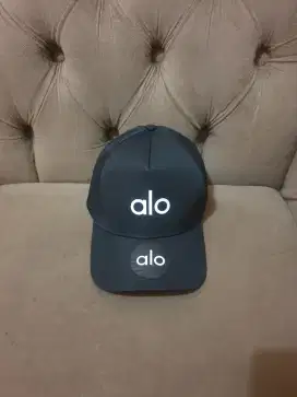 Mulus .authentic topi alo