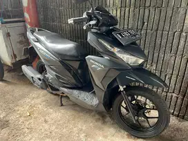 Honda Vario 150 hitam 2015 lengkap