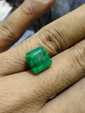 Natural Emerald Beryl Zamrud Ijonya seger