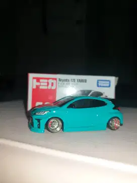 Diecast Kastem Tomica 1:64