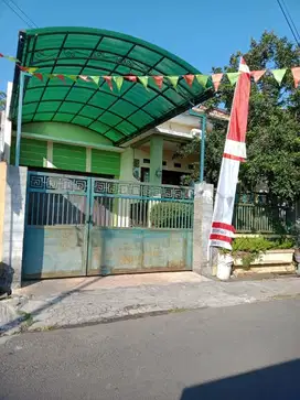 Rumah Keluarga Bahagia