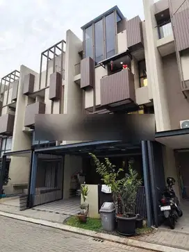 Rumah Cantik 4 Lt Design Interior di Tabebuya Bsd City Tangerang L2 24