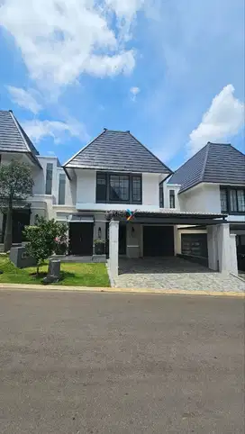 Rumah Mewah Baru di Citraland Puncak Tidar, Malang