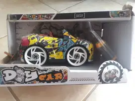 Mainan mobil bongkar pasang