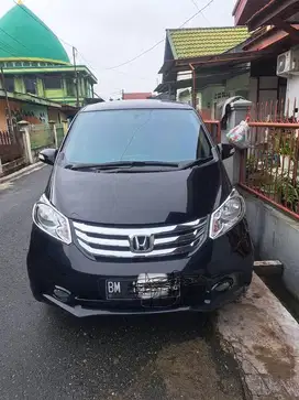 HONDA FREED MATIC 2015 tipe PSD