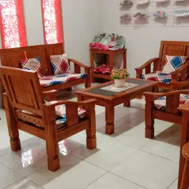 1 SET KURSI TAMU JATI