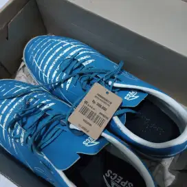 sepatu futsal specs thunderbeast size44