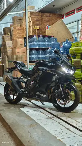Kawasaki ZX-25R 2023 TFT