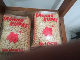 Kacang kupas mentah  1kg