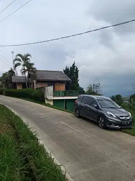 DIJUAL -  Villa dan Kebun dengan view menakjubkan