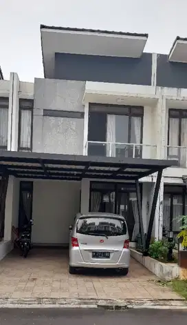 Dijual Rumah 2 Lantai 3 Kamar Tidur 72m2