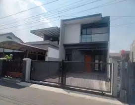 Rumah Baru Strategis di Buah Batu