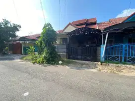 DIJUAL MURAH RUMAH 2 LT DI METLAND MENTENG CAKUNG JAKARTA TIMUR