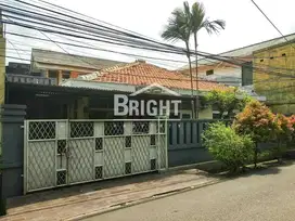 Dijual Rumah Luas Paling Murah di Kebayoran Lama Jakarta Selatan