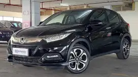 Low KM TDP 15JT Honda HR-V 1.5 SE Bensin-AT Hitam 2022