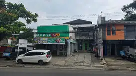 DIjual Tanah dan Bangunan beserta Apotik K24 dan  Klinik jatinangor