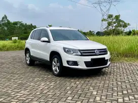 [HARGA TERBAIK!!] VOLKSWAGEN TIGUAN 1.4 AT BENSIN PUTIH 2015!!