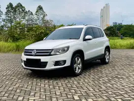 [HARGA TERBAIK!!] VOLKSWAGEN TIGUAN 1.4 AT BENSIN PUTIH 2015!!