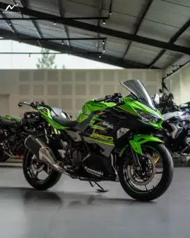 Kawasaki Ninja 250 FI KRT Edition 2018