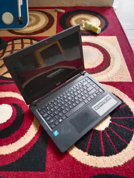 Laptop acer es1 ssd