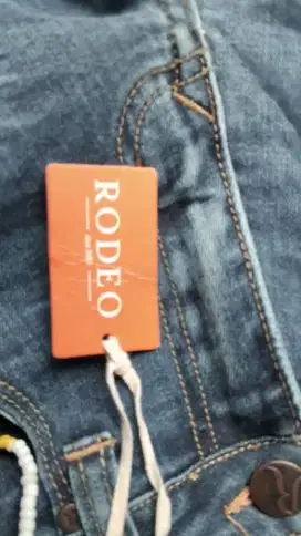 Celana Jeans RODEO wanita - SIZE M