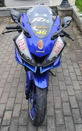 Dijual R15 V3 2018 Biru Silver