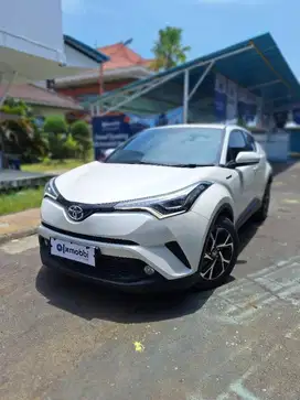 DP Rendah - Toyota CHR 1.8 Hybrid AT 2021 Putih