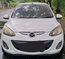 Mazda 2 2012 Bensin