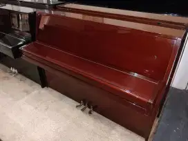 Piano Yamaha Coklat