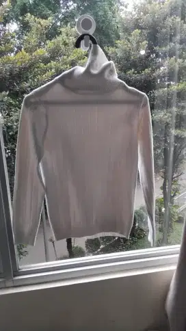 Turtleneck wanita size s