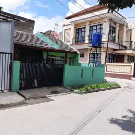 Dijual Rumah Tinggal, air tanah submersibel + toren air