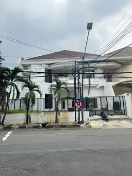 Disewakan Komersial Nol jalan Raya Margorejo
