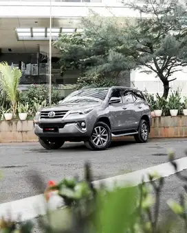 TOYOTA FORTUNER 2.4 VRZ AT 2017