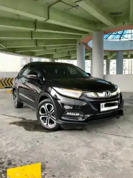 Km 54rb Honda HRV 1.5 SE CVT Th 2018/2019 Black Mulus Sekali!!