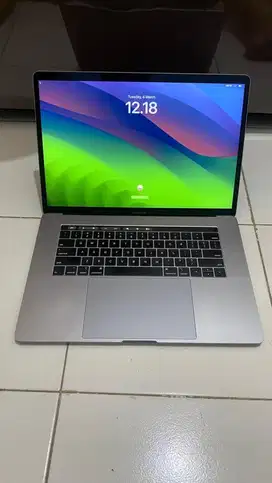 MACBOOK PRO RETINA 15 INCH 2019 i7 16/512 DUAL VGA