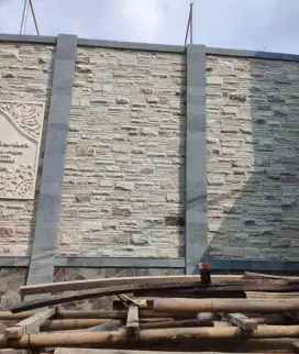 Tukang bangunan dan perbaikan atap bocor
