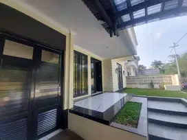 Pondok Indah Cocok Untuk Orangtua, 1 Lantai Luas 303, Rumah Brand New