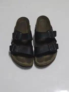 Sandal Slip On Pria Birkenstock Arizona BS Black ukuran 43