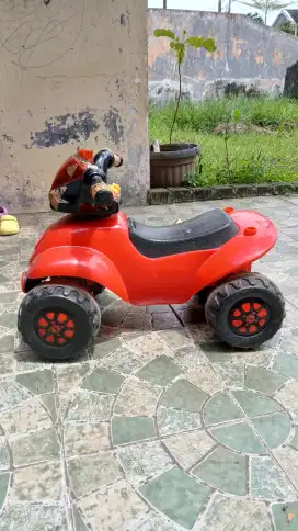 Sepeda mobilan dorong anak