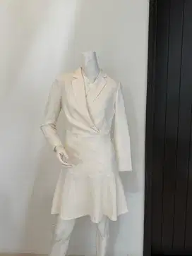 white dress awkarin / narinkovilda #simpelnyaberbagiberkah