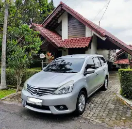 Nissan Grand livina 2014 Bensin