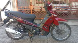 Yamaha Vega ZR tahun 2011.