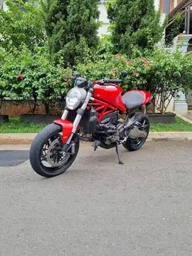Ducati Monster 821