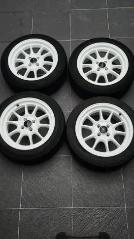 Velg DNZ Wheels Type 1 dan Ban BS Turanza