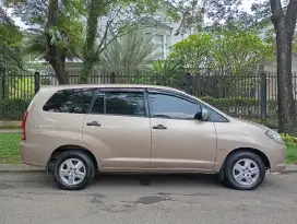 Toyota kijang inova 2005 full Ori