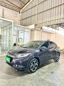 (TDP 3 jt) HRV 1.8 Prestige Bensin-AT 2015